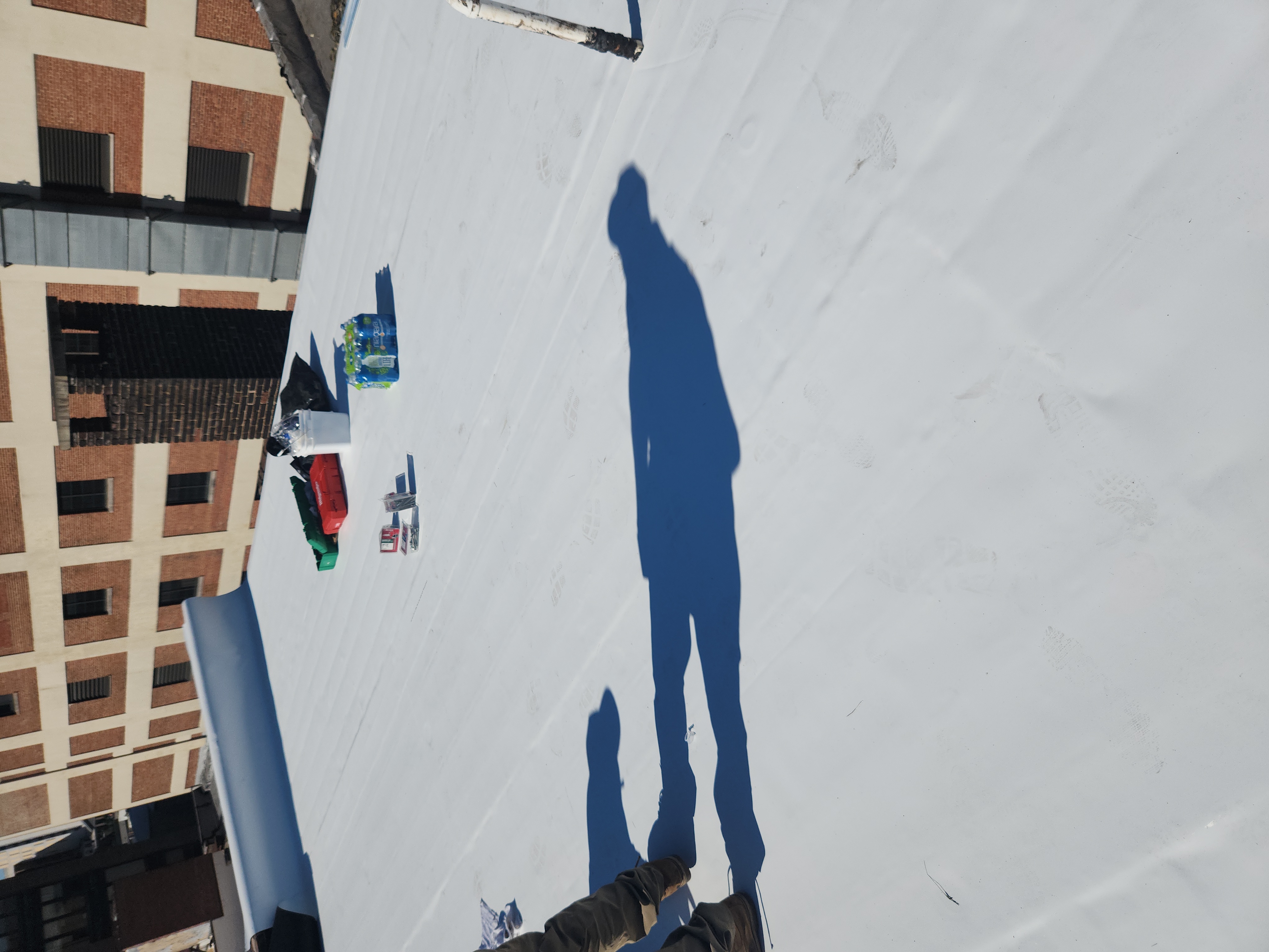 Flat roof with new ply wood